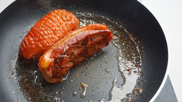 甜梨石榴烤鸭胸