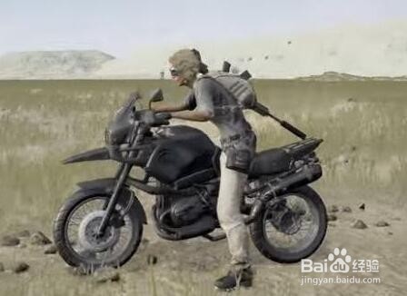 吃鸡摩托车后空翻的方法