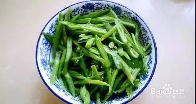 家常豆角炒肉