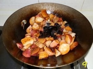 水萝卜爆炒五花肉