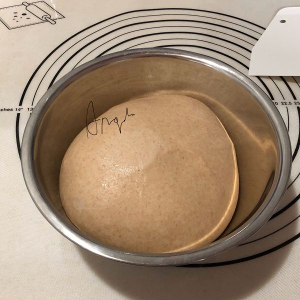 糖渍橙皮全麦面包