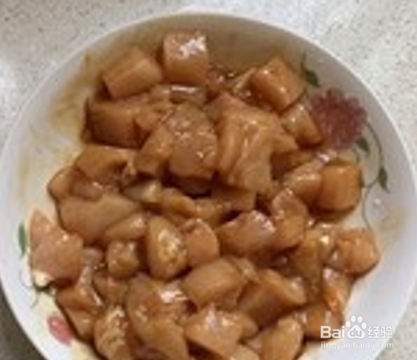 青椒炒鸡丁的家常做法