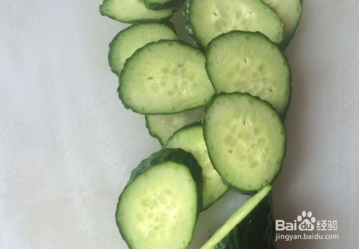 黑芝麻和黄瓜怎么做成早餐