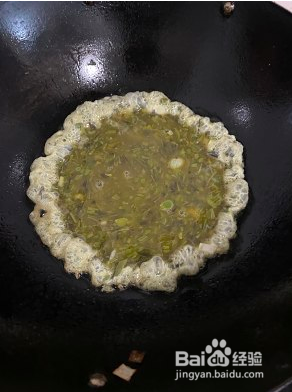 这才是香椿炒鸡蛋的正确操作