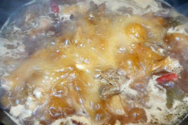 大鹅和什么一起炖最配