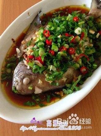 美食/营养 > 荤菜  食材 鲳鱼 1条 色拉油 适量 食盐 3克 姜 2克 蒜 3