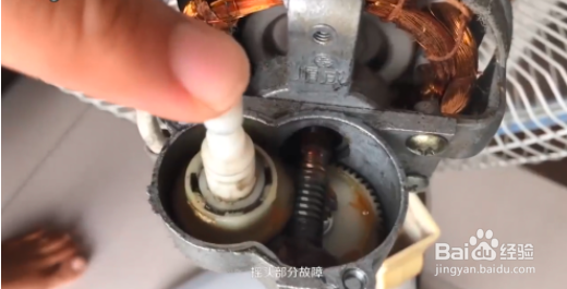 电风扇启动慢等好久才能转起来