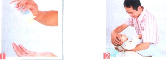 如何让宝宝顺利的洗头