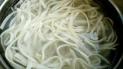 正宗葱油拌面怎么做