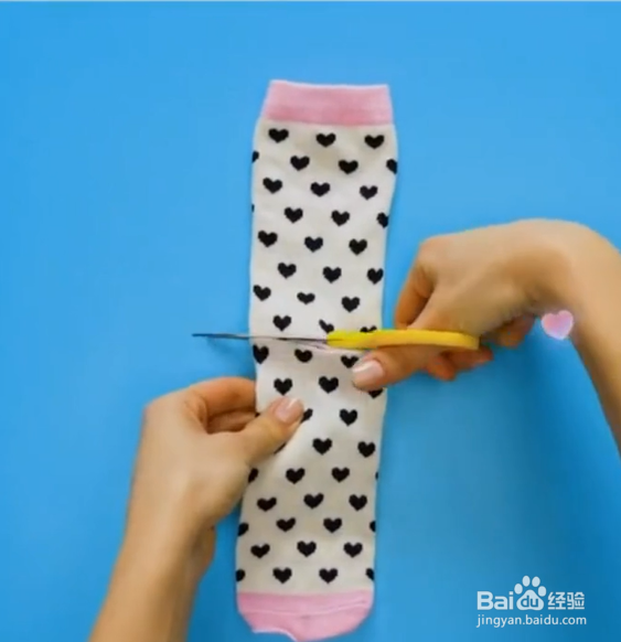 如何将破旧袜子变废为宝?