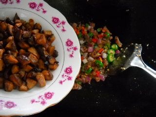 干煸花菇