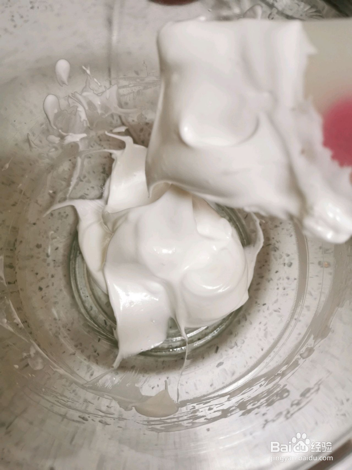 草莓蛋糕卷的做法