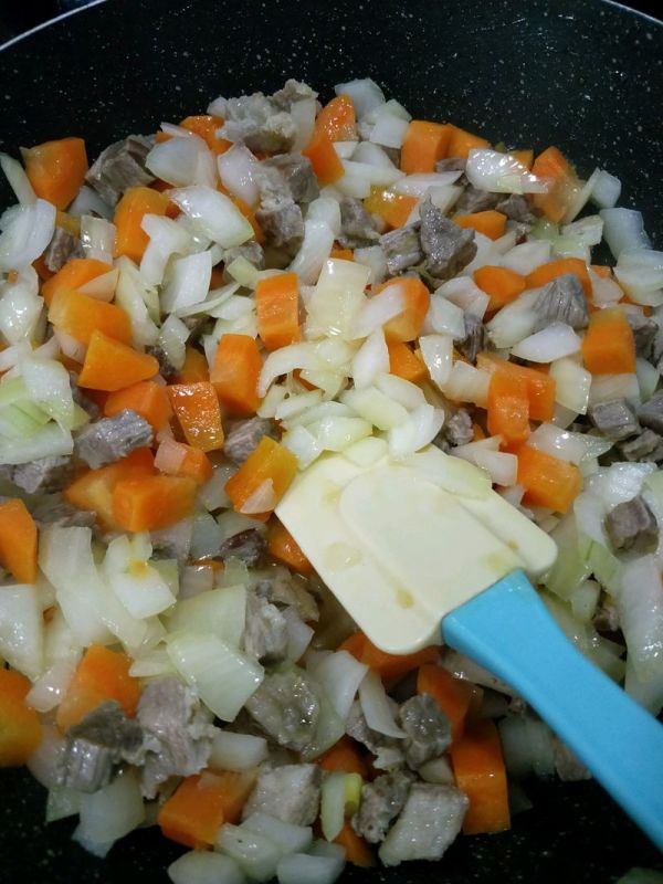 咖喱牛肉拌饭酱