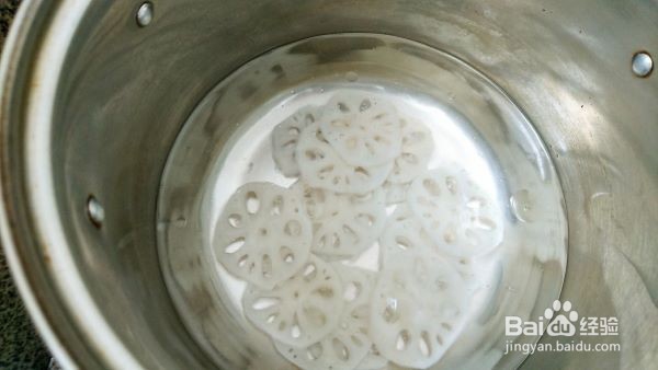 颜值超高的一道素菜 荷塘小炒