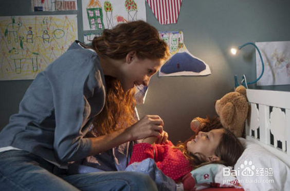 孩子多大可以跟父母分开睡觉?