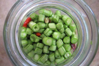 如何腌制酸豆角脆又酸