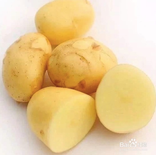 健身减肥营养早餐：草莓麦芬煎土豆鹰嘴豆沙拉