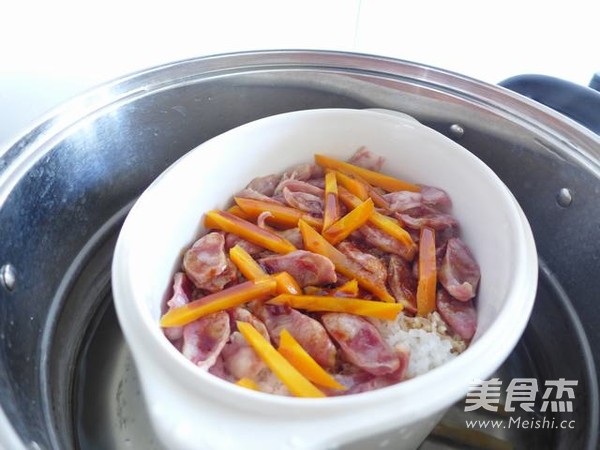 腊肠焖饭的做法