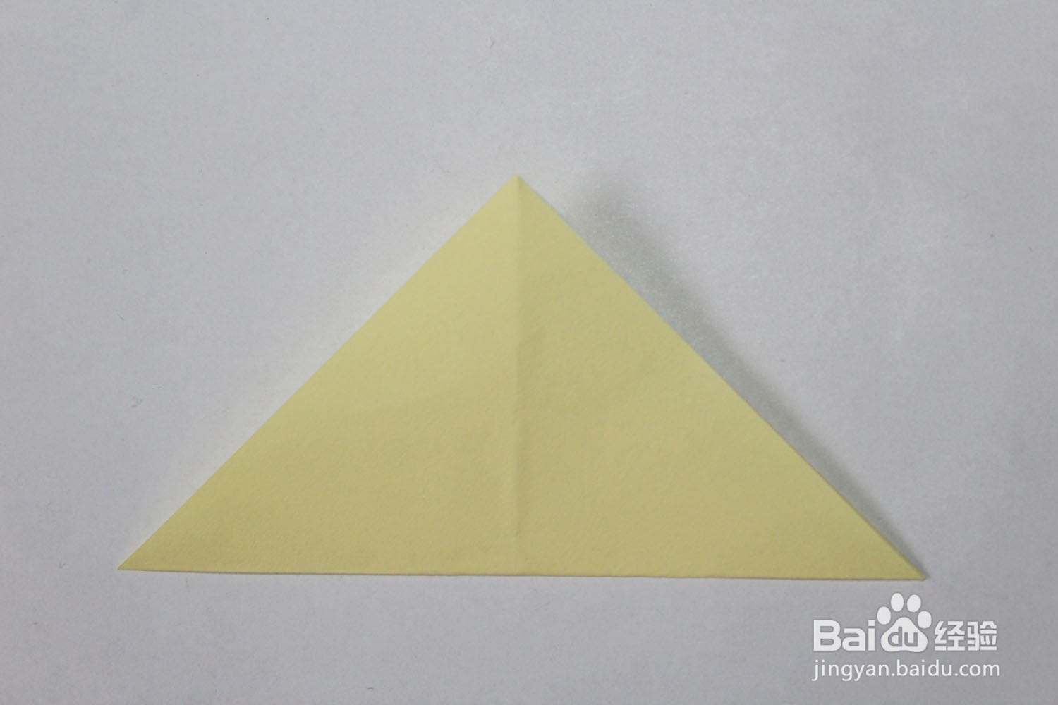 如何折叠简单的五角星
