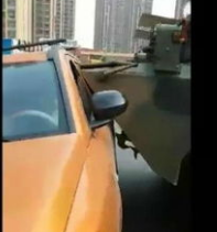 遇到强行穿插的车辆怎么办