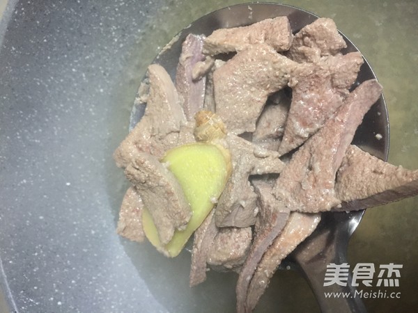 酱爆猪肝的做法