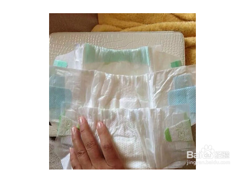 尤妮佳纸尿裤怎么看是不是正品