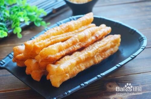 生活中常见的含有毒素的食物