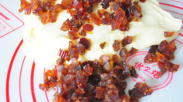 蜜枣小面包的做法