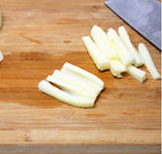 开胃菜：糖醋莲藕条