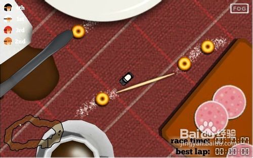 迷你地下赛车小游戏怎么玩？