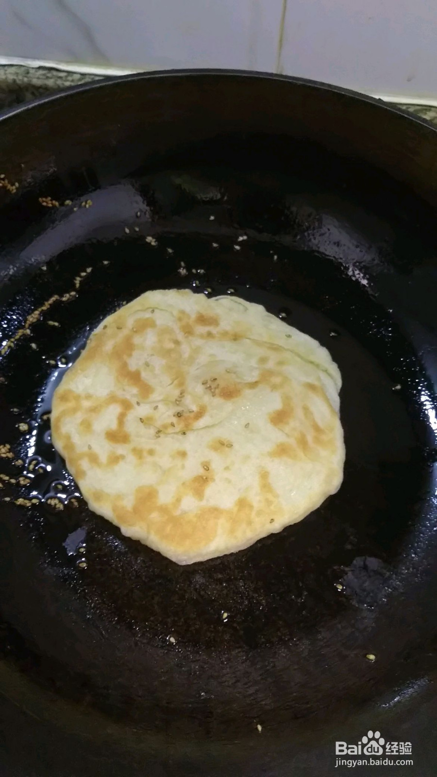 芝麻糖心烧饼的做法