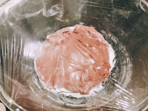 可可麻薯软欧 黑芝麻干果馅面包