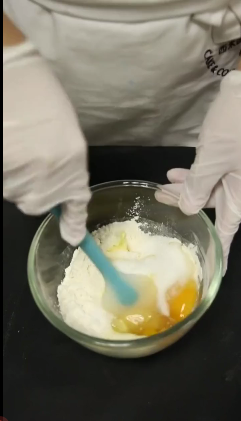 如何制作焦糖坚果酥饼