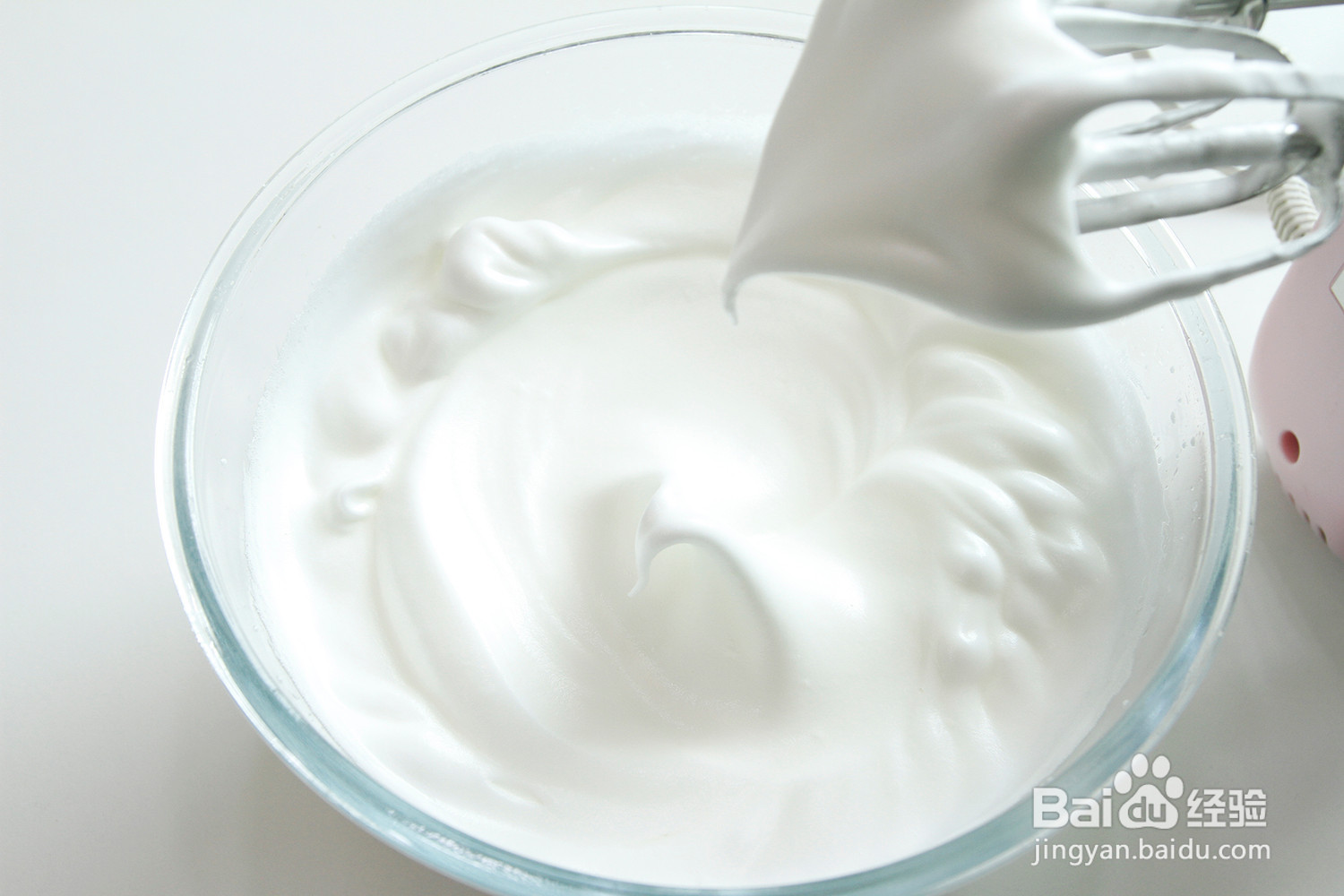 草莓蛋糕卷的做法