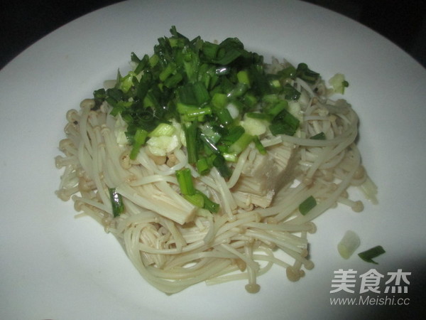 葱油金针菇的做法