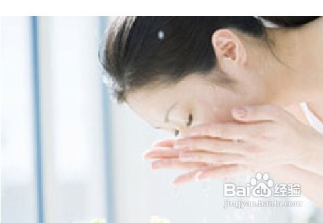 脸上长粉刺怎么办