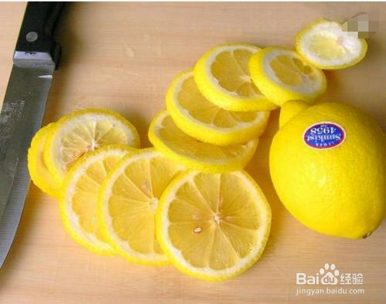 怎么给自家的冰箱除去异味?