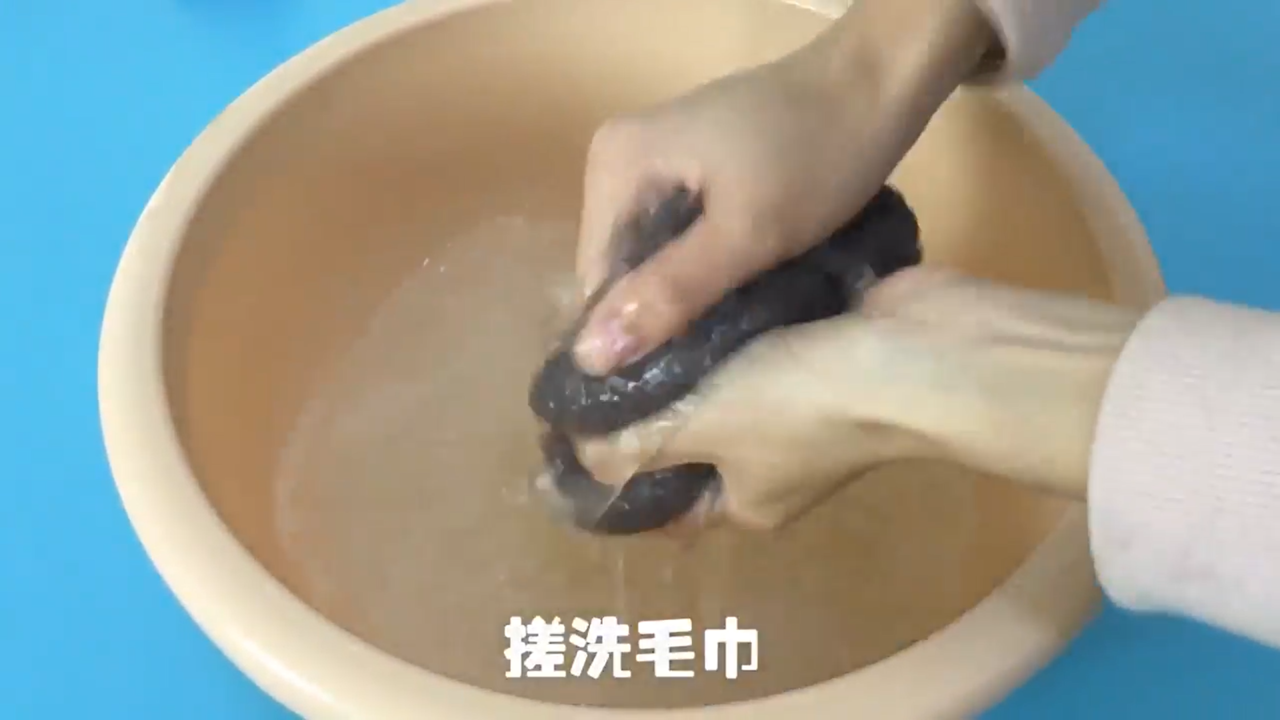 毛巾使用时间久了变硬怎么办