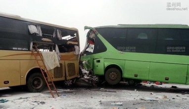 发生交通事故 我们应该如何应对