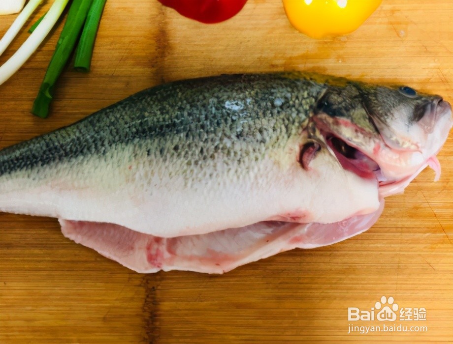 家庭自制清蒸鲈鱼