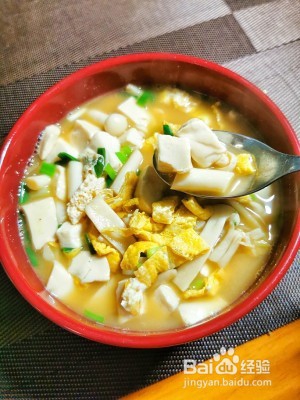 馋的隔壁小孩哇哇哭的豆腐汤