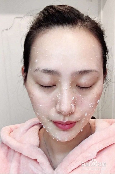 暗黄皮肤如何美白 自然兰助你变身白富美