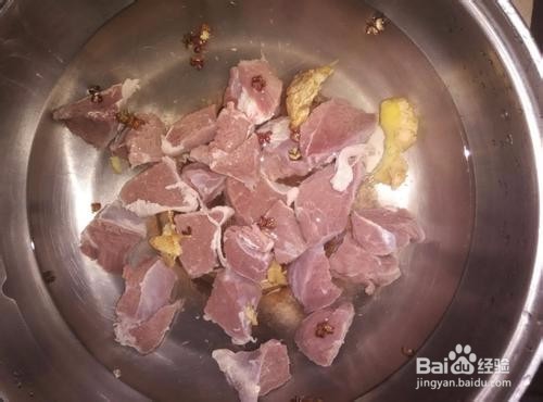冬季必吃的萝卜羊肉汤