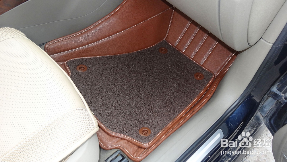 福特嘉年华汽车脚垫不用材质如何针对性清洗
