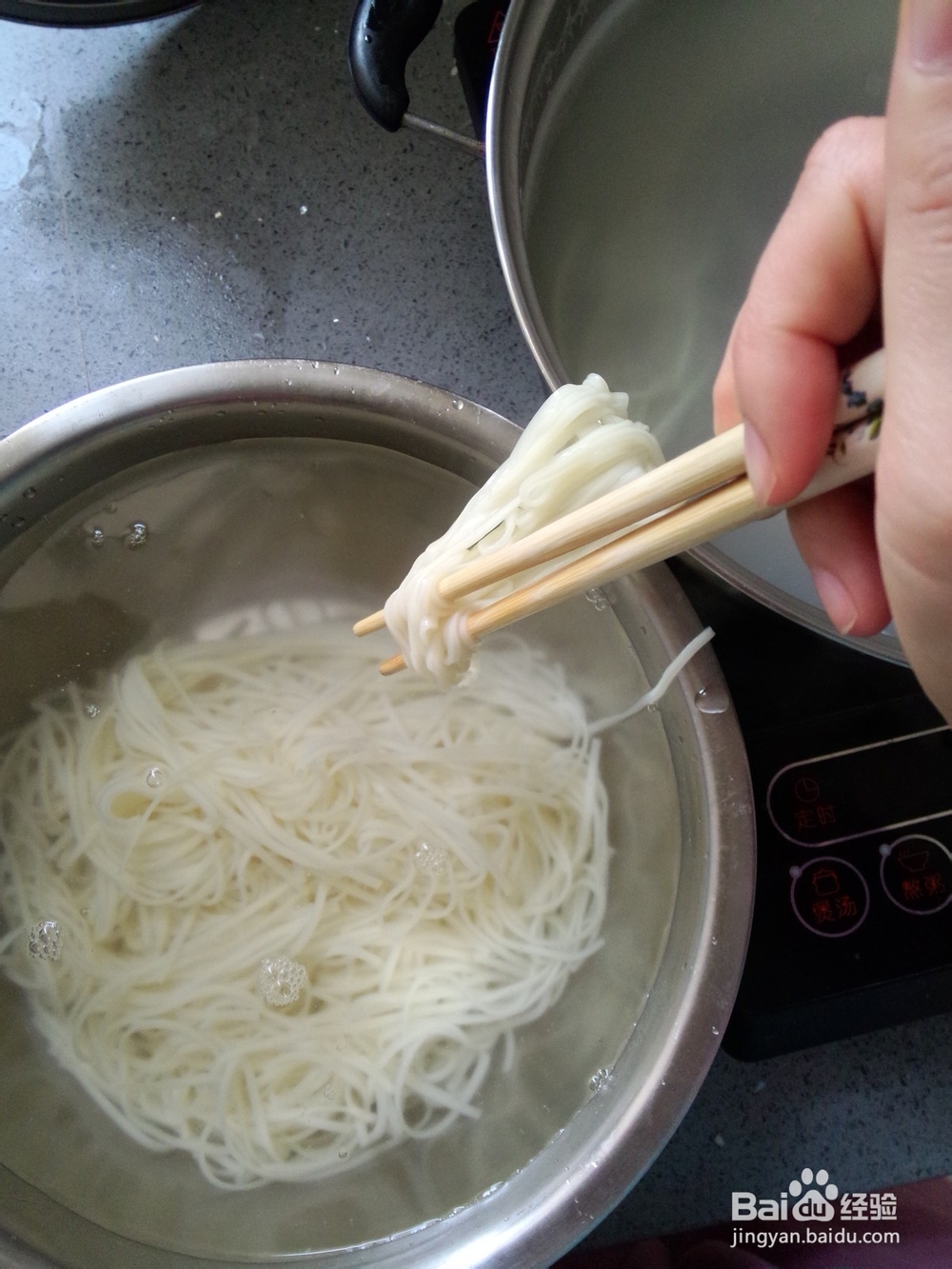 鸡蛋炸酱面的做法