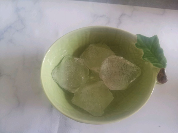 蔓越莓冰气泡水