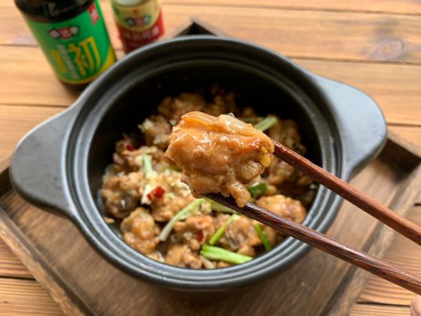 砂锅葱香鸡腿肉