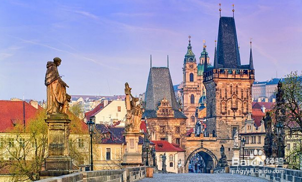 如何在亿点连接App内购买出国上网流量？