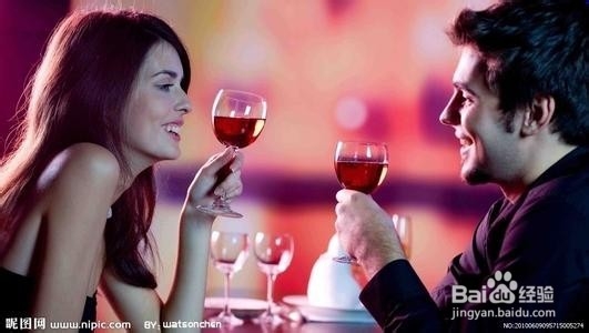 什么话题可以吸引女孩子