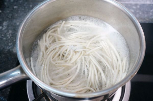 番茄泡菜肥牛面